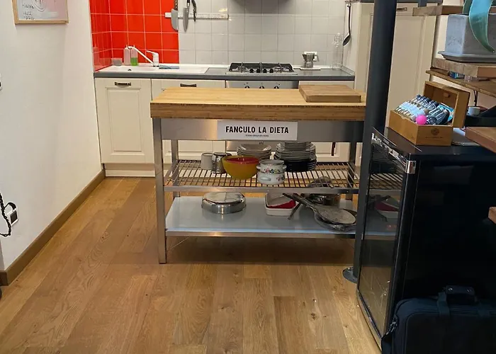 Wine Loft 아파트 파엔차